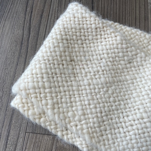 Scarf 100% natural wool - Picture 3 of 3